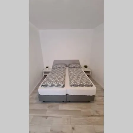 Zima Apartment